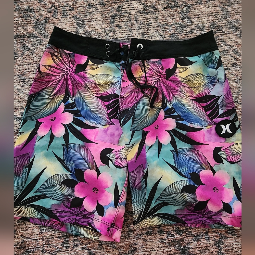 Hurley Boardshorts Size 25